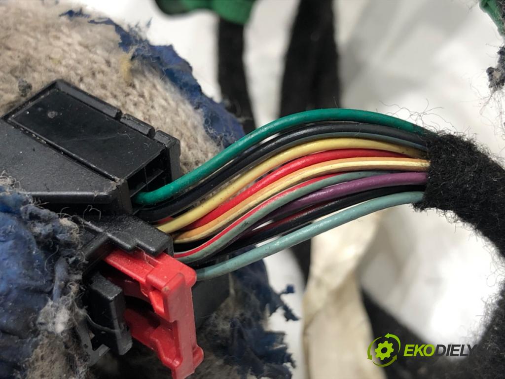 VW GOLF VI Kombi 2011 103 kW 2.0 TDI 1968 Spätné zrkadlo ľavy