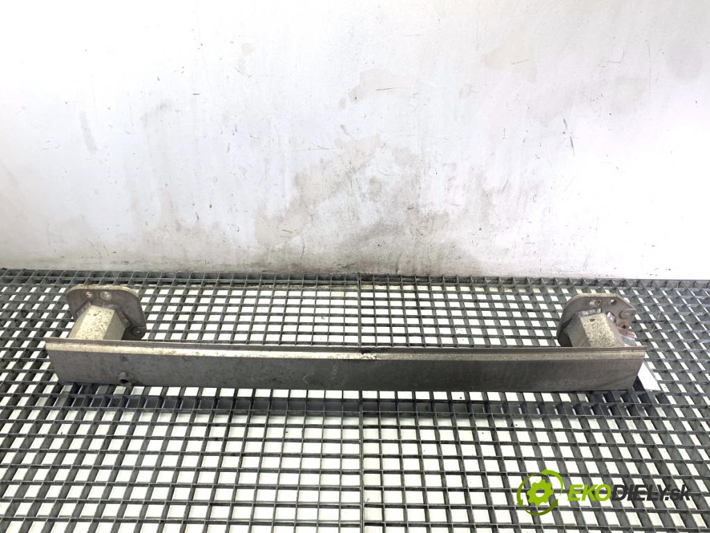 PEUGEOT 308 I liftback 2007 110 kW 1.6 16V 1598 výztuha nárazníka zadní část  (Zadní výztuha)