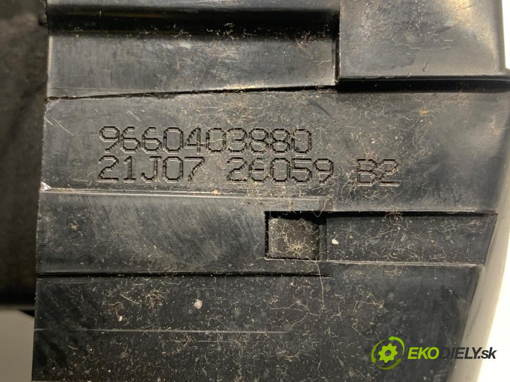 PEUGEOT 308 I liftback 2007 110 kW 1.6 16V 1598 zámok dveří zadní část 9660403880