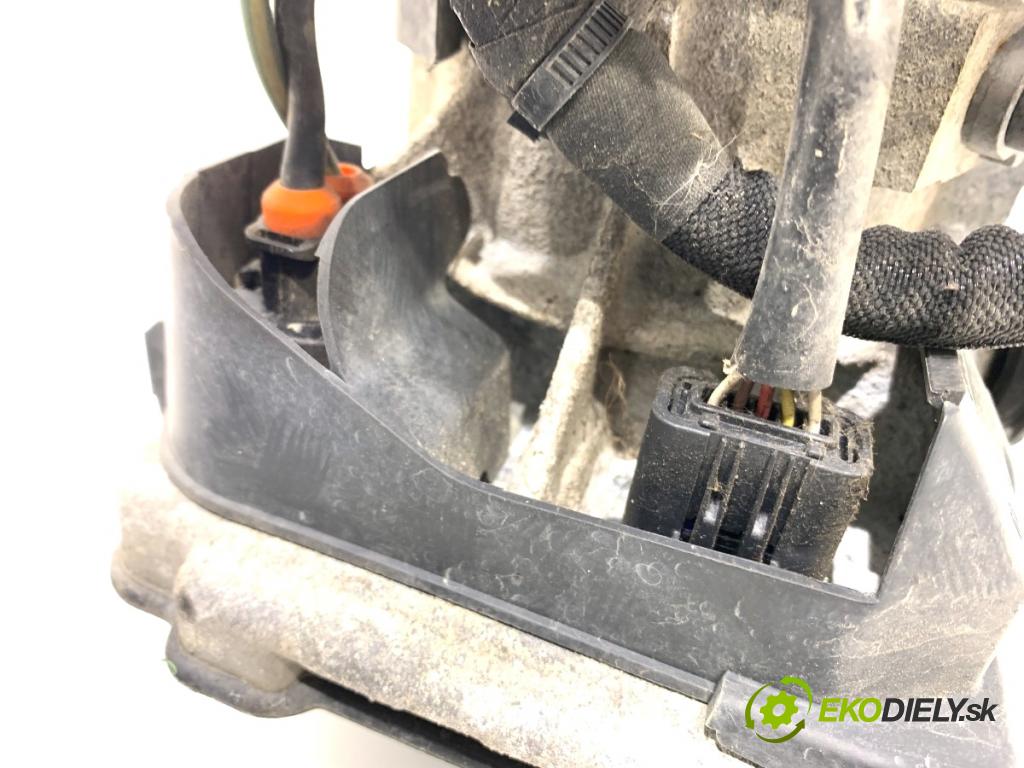 PEUGEOT 308 I liftback 2007 110 kW 1.6 16V 1598 pumpa servočerpadlo 9684979180 (Servočerpadlo)