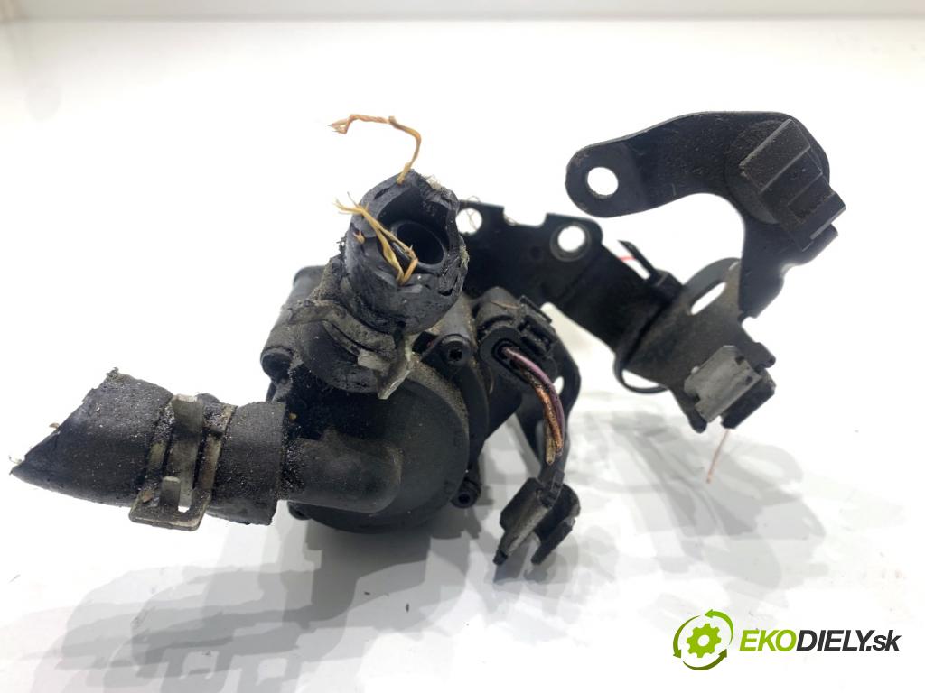 PEUGEOT 308 I liftback 2007 110 kW 1.6 16V 1598 DALŠÍ: pumpa vody V7563721 (Vodní pumpa)