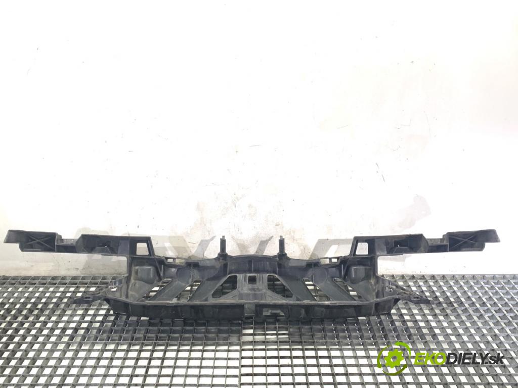 PEUGEOT 308 I liftback 2007 110 kW 1.6 16V 1598 Držiak predný 9680389077 (Výstuha predná)