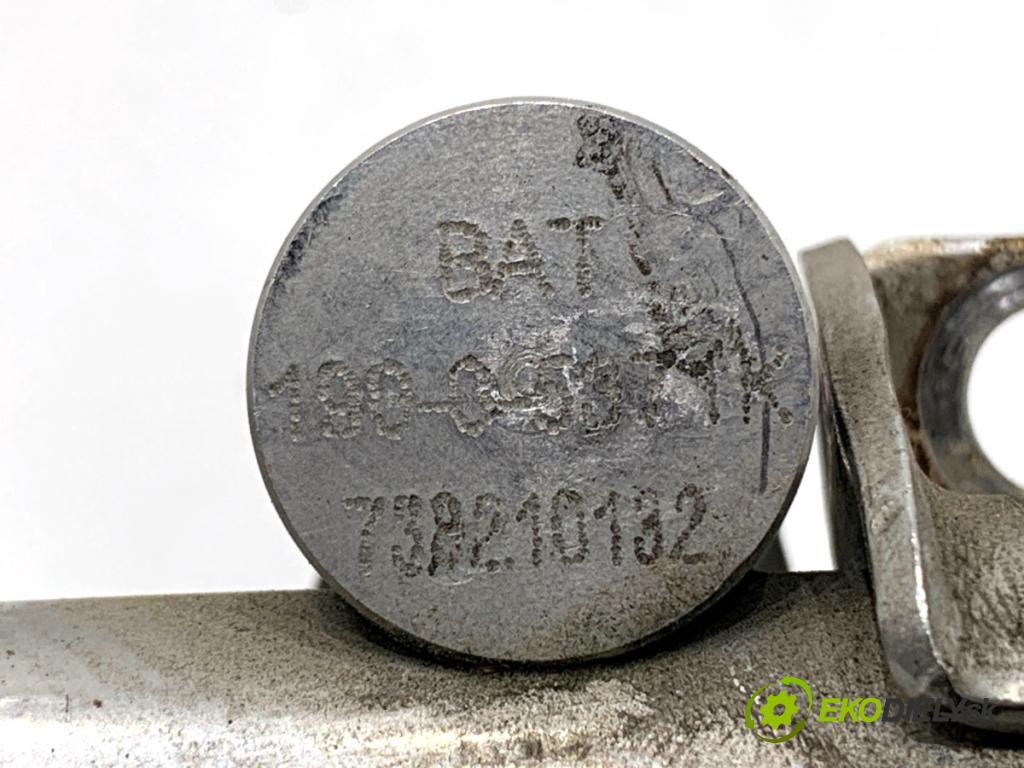 PEUGEOT 308 I liftback 2007 110 kW 1.6 16V 1598 Lišta vstrekovacia V7568051 (Vstrekovacia lišta)