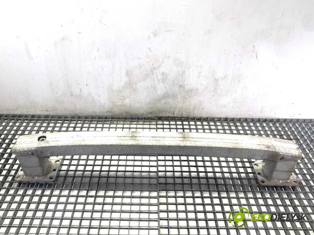 PEUGEOT 308 I liftback 2007 110 kW 1.6 16V 1598 výztuha nárazníka přední část  (Přední výztuha)