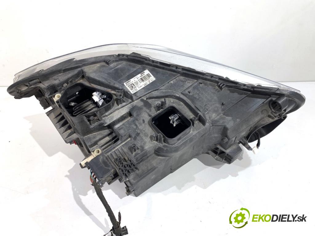 BMW F48 SUV 2018 103 kW sDrive 18 i 1499 Svetlomet ľavy predný PLNÉ: LED 7495003