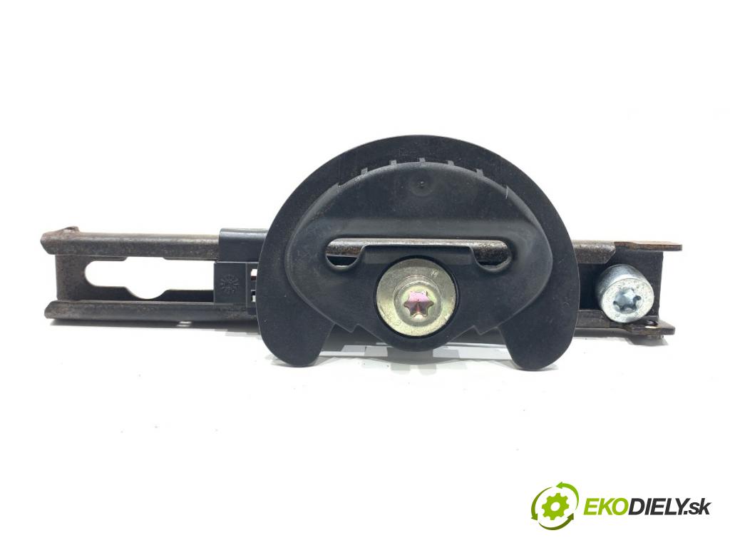 PEUGEOT 308 I liftback 2007 110 kW 1.6 16V 1598 ZIPS: nastavenia PASA pravy 5507371