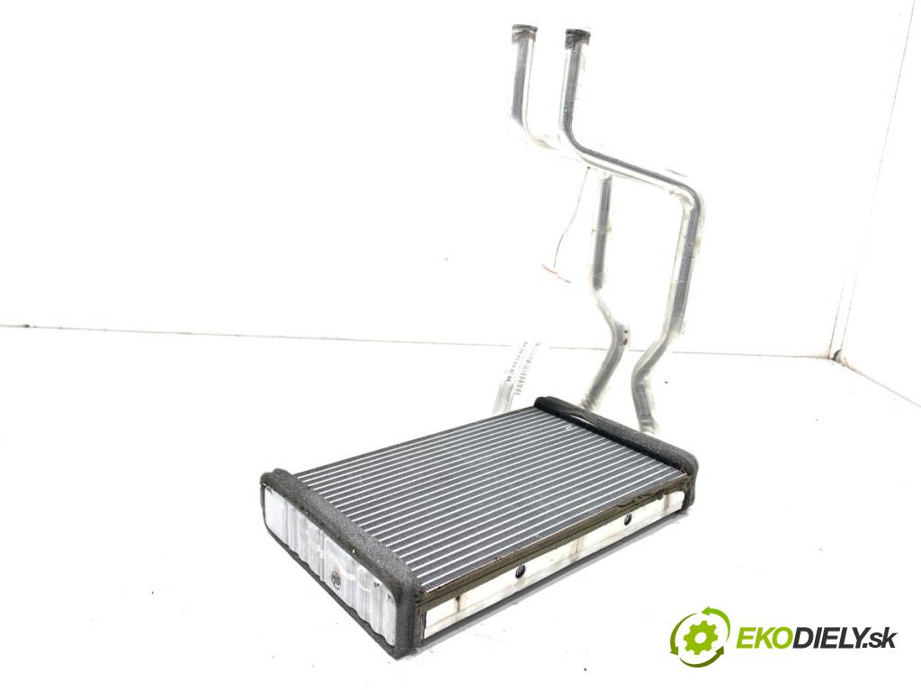 MITSUBISHI OUTLANDER III SUV 2017 110 kW 2.0 4WD (GF7W) 1998 topné těleso radiátor topení  (Radiátor topení)