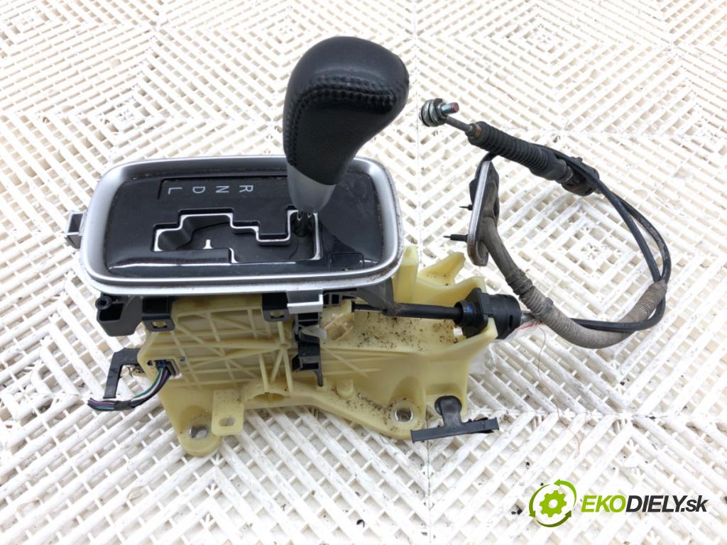 MITSUBISHI OUTLANDER III SUV 2017 110 kW 2.0 4WD (GF7W) 1998 Kulisa 2400A377 (Rýchlostná páka (kulisa))