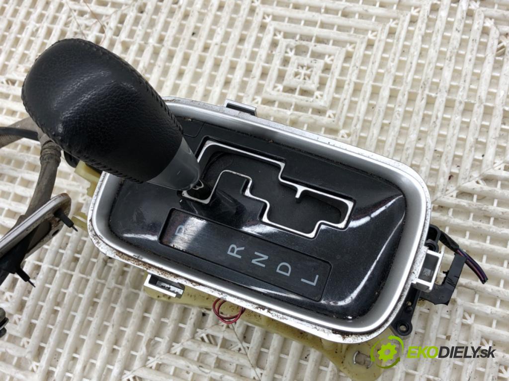 MITSUBISHI OUTLANDER III SUV 2017 110 kW 2.0 4WD (GF7W) 1998 Kulisa 2400A377 (Rýchlostná páka (kulisa))