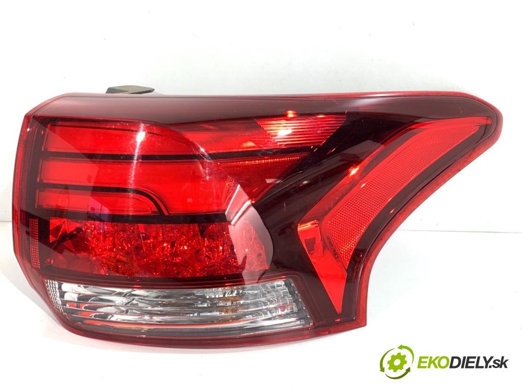 MITSUBISHI OUTLANDER III SUV 2017 110 kW 2.0 4WD (GF7W) 1998 Svetlo pravy zad 