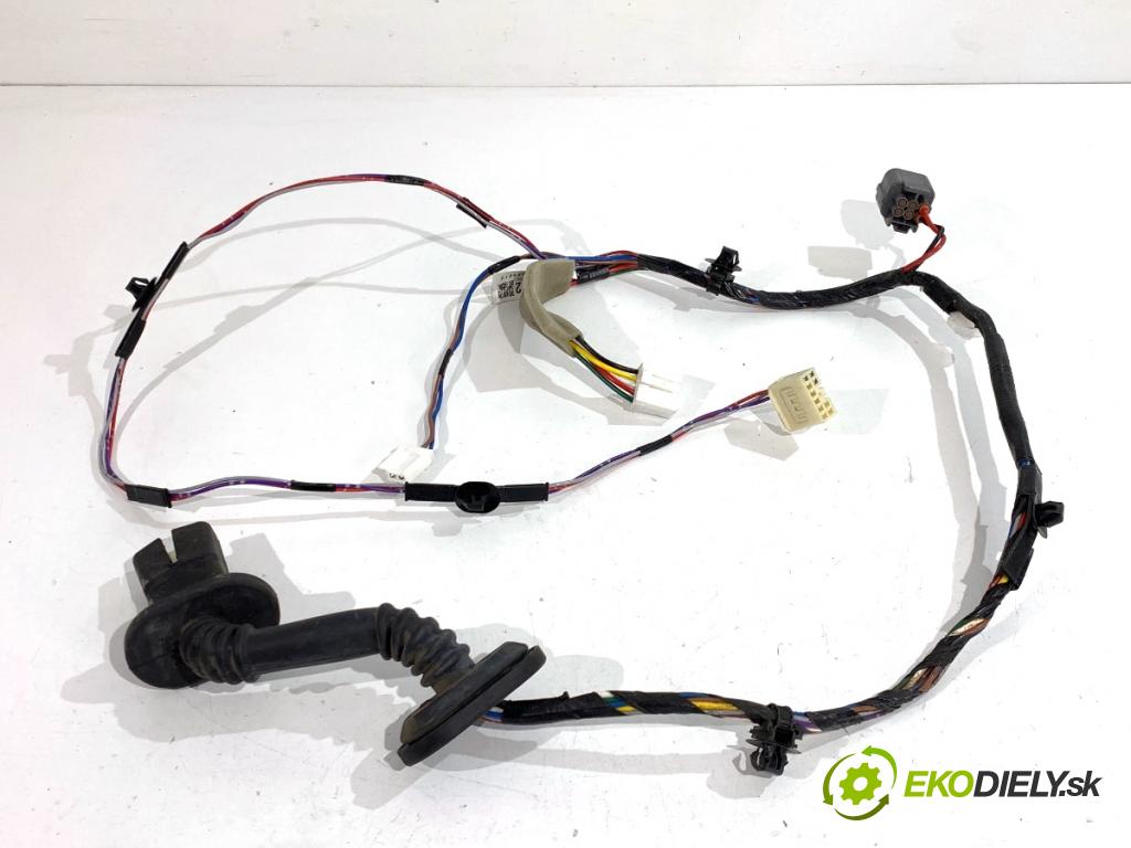 MITSUBISHI OUTLANDER III SUV 2017 110 kW 2.0 4WD (GF7W) 1998 Káblovačka Dvere zad pravy 