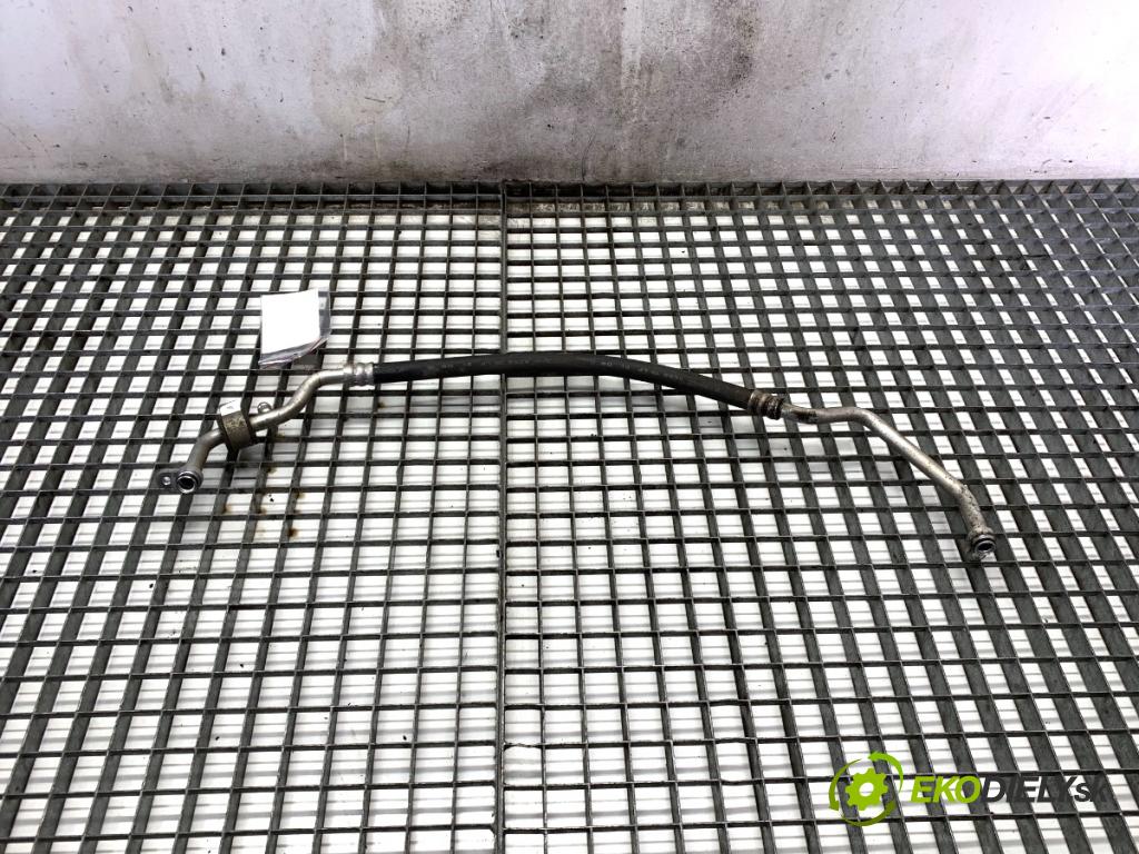 MITSUBISHI OUTLANDER III SUV 2017 110 kW 2.0 4WD (GF7W) 1998 rúrka klimatizace  (Trubka klimatizace)