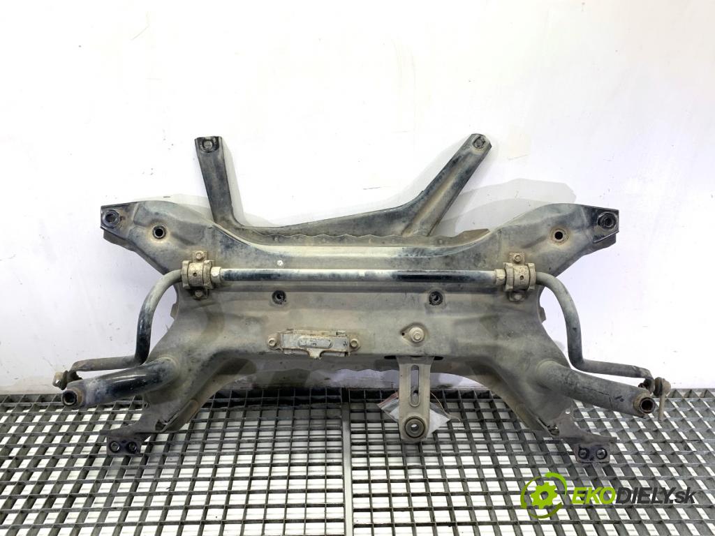 MITSUBISHI OUTLANDER III SUV 2017 110 kW 2.0 4WD (GF7W) 1998 výztuha pod motor  (Přední výztuha)