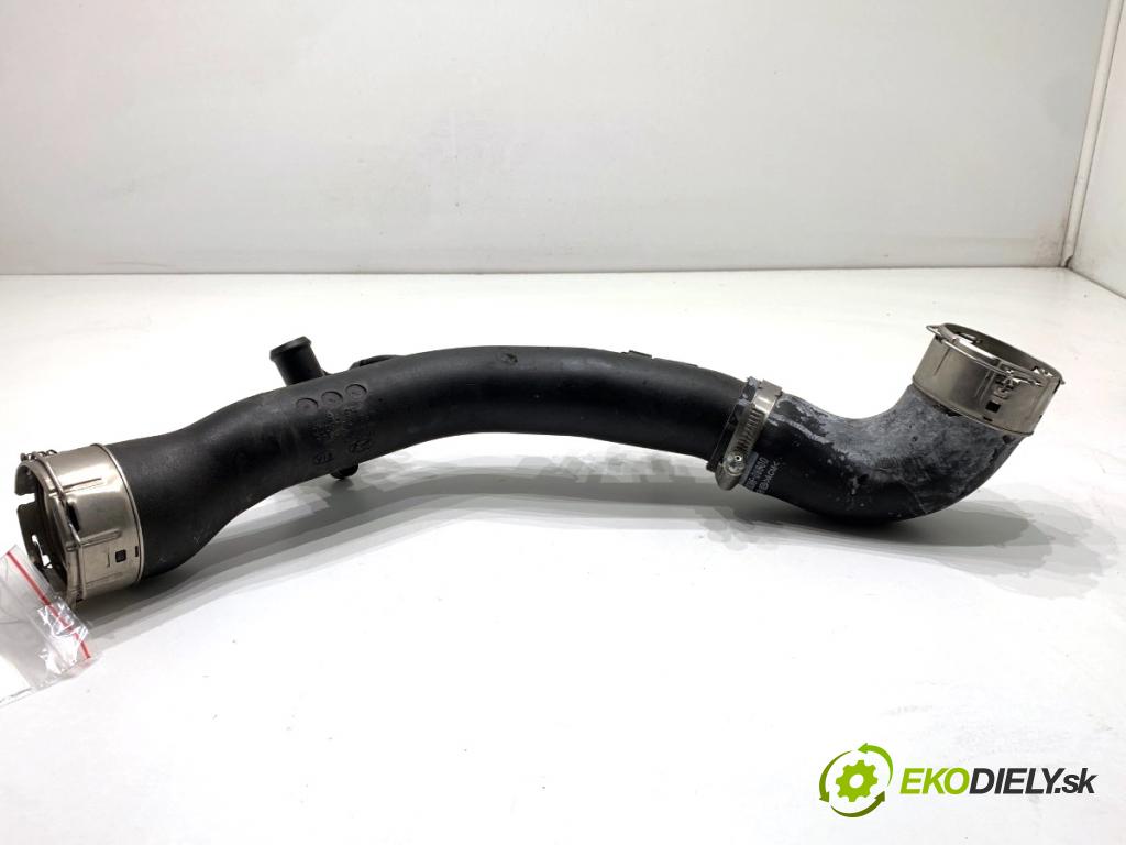 KIA CEED SUV 2021 118 kW 1.5 T-GDI 1482 Rúra vzduchu intercoolera 28287-08000