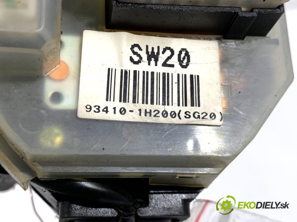 KIA CEED Kombi 2008 85 kW 1.6 CRDi 115 1582 Prepínač smeroviek 93410-1H200 (Prepínacie páčky pod volantom)