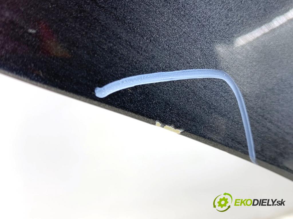 FORD ECOSPORT SUV 2018 92 kW 1.0 EcoBoost 998 dveře pravý zadní část