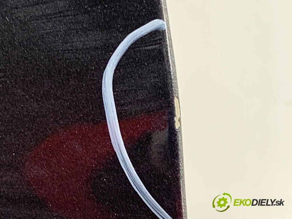 FORD ECOSPORT SUV 2018 92 kW 1.0 EcoBoost 998 dveře pravý přední část