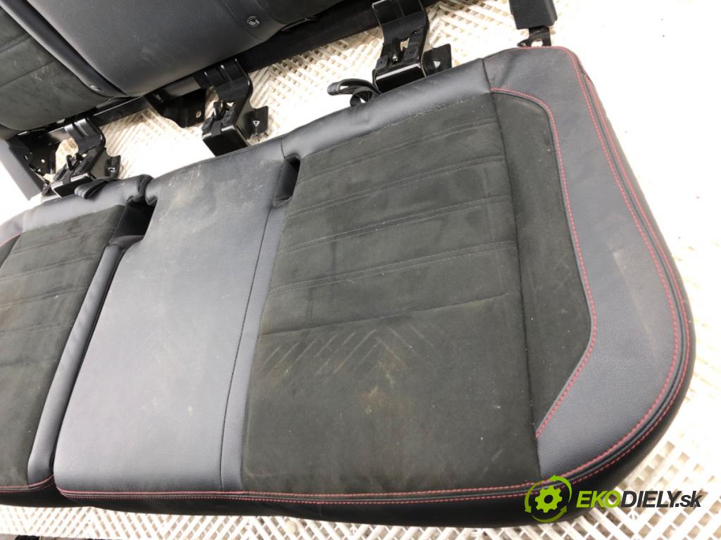 FORD ECOSPORT SUV 2018 92 kW 1.0 EcoBoost 998 sedadlo druhý VLÁDA: