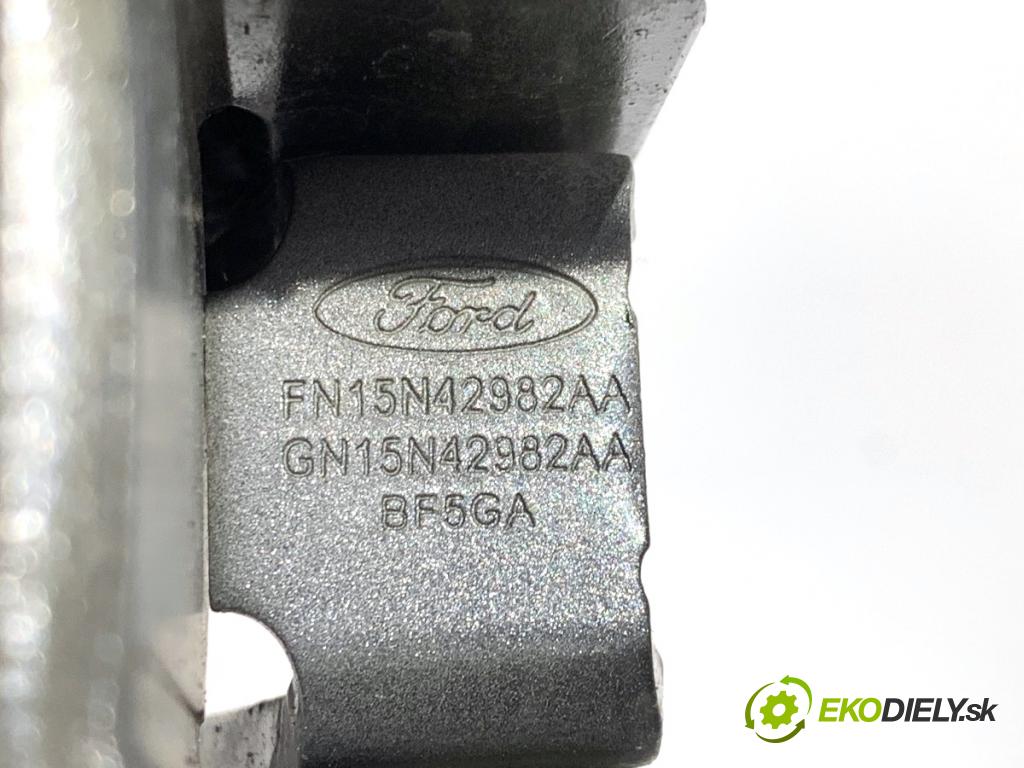 FORD ECOSPORT SUV 2018 92 kW 1.0 EcoBoost 998 závěs dveří zadní část