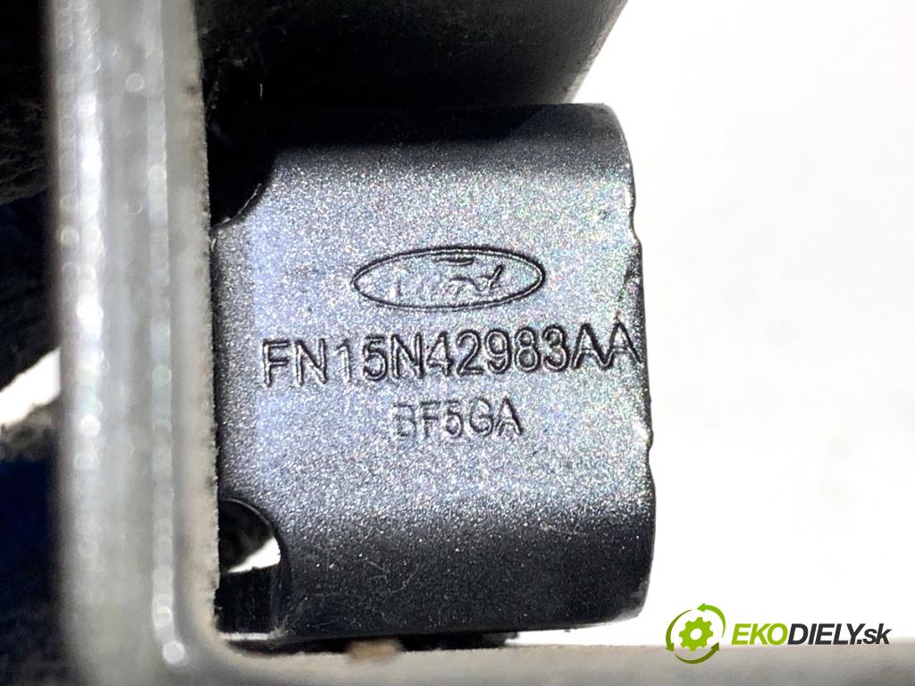 FORD ECOSPORT SUV 2018 92 kW 1.0 EcoBoost 998 závěs dveří zadní část