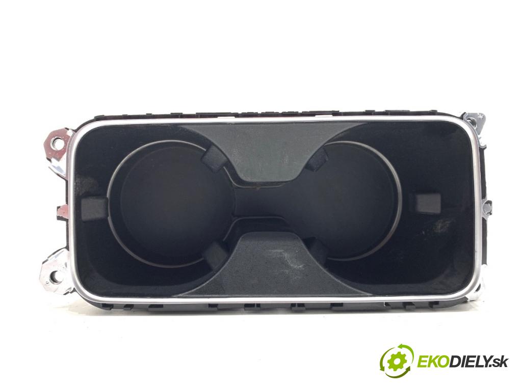 FORD ECOSPORT SUV 2018 92 kW 1.0 EcoBoost 998 držák na nápoje GN15-A044K15-GLW (Držák nápojů)