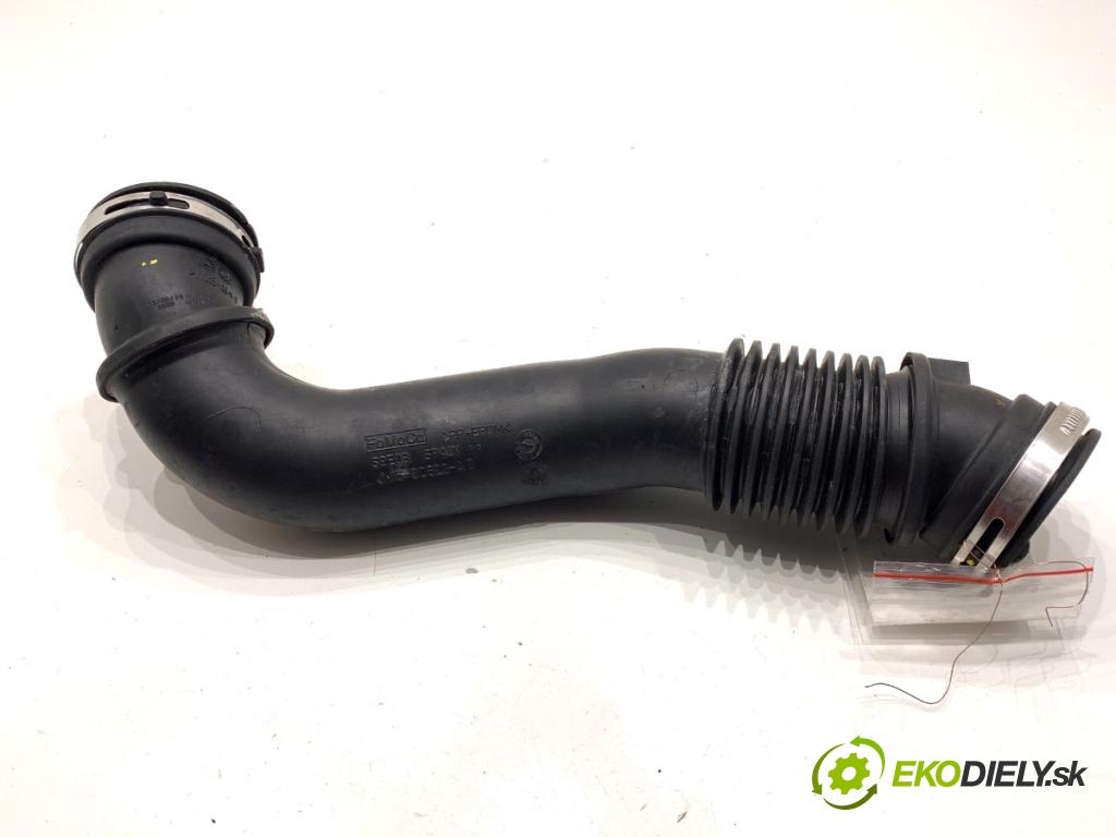 FORD ECOSPORT SUV 2018 92 kW 1.0 EcoBoost 998 Rúra vzduchu JN15-9C623-AB