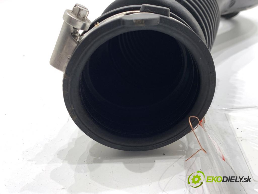 FORD ECOSPORT SUV 2018 92 kW 1.0 EcoBoost 998 Rúra vzduchu JN15-9C623-AB