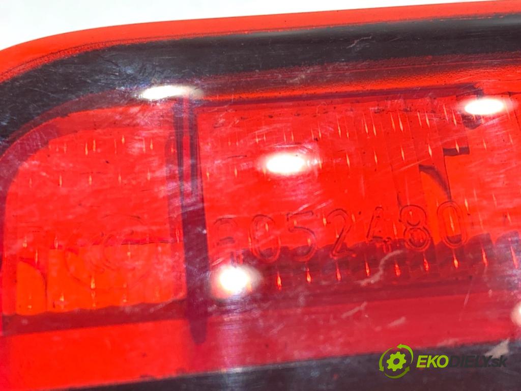 FORD ECOSPORT SUV 2018 92 kW 1.0 EcoBoost 998 Svetlo brzdových svetiel CN15-13A613-AD