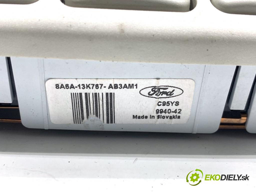 FORD ECOSPORT SUV 2018 92 kW 1.0 EcoBoost 998 Svetlo stropné 8A6A-13K767-AB