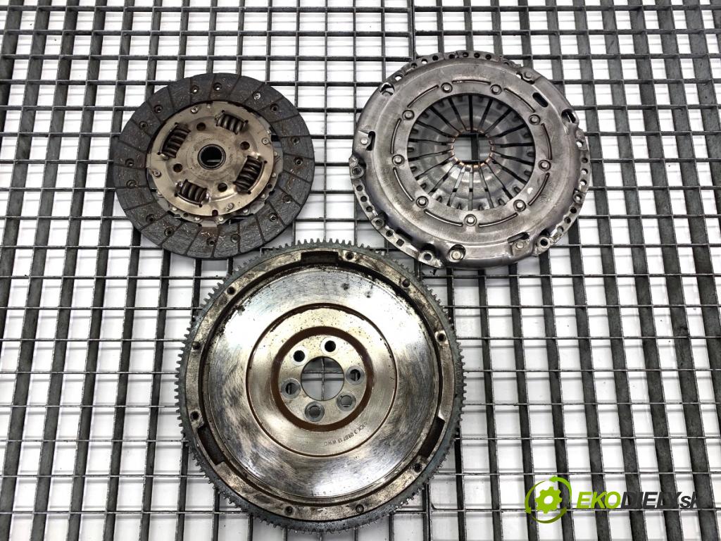 SKODA YETI SUV 2013 90 kW 1.4 TSI 1390 Spojková sada (bez ložiska) 3082002040 (Spojková sada)