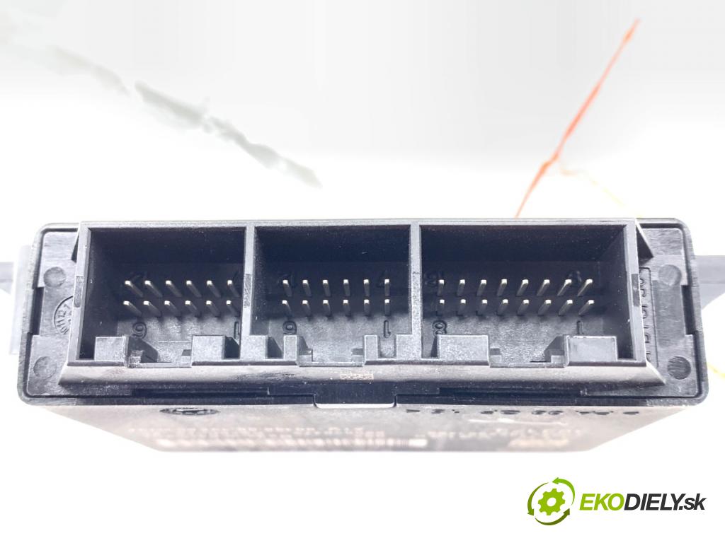 SKODA YETI SUV 2013 90 kW 1.4 TSI 1390 Modul PDC 5J0919475A (Riadiaca jednotka ostatné)