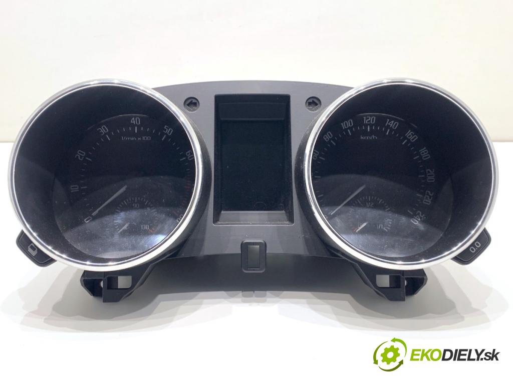 SKODA YETI SUV 2013 90 kW 1.4 TSI 1390 Prístrojovka 5L0920840L (Prístrojová doska)