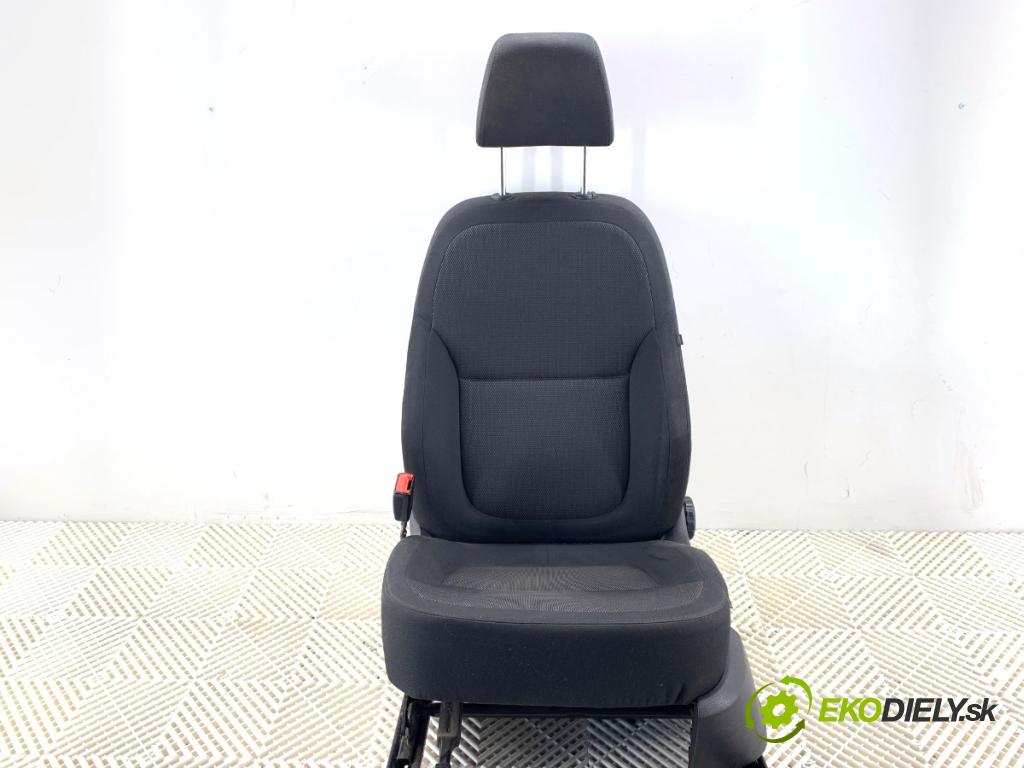 SKODA YETI SUV 2013 90 kW 1.4 TSI 1390 Sedadlo ľavy predný 