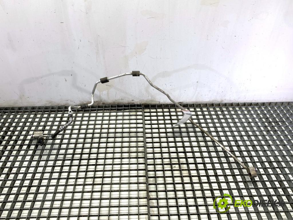 SKODA YETI SUV 2013 90 kW 1.4 TSI 1390 rúrka klimatizace 1K0820741AT (Trubka klimatizace)