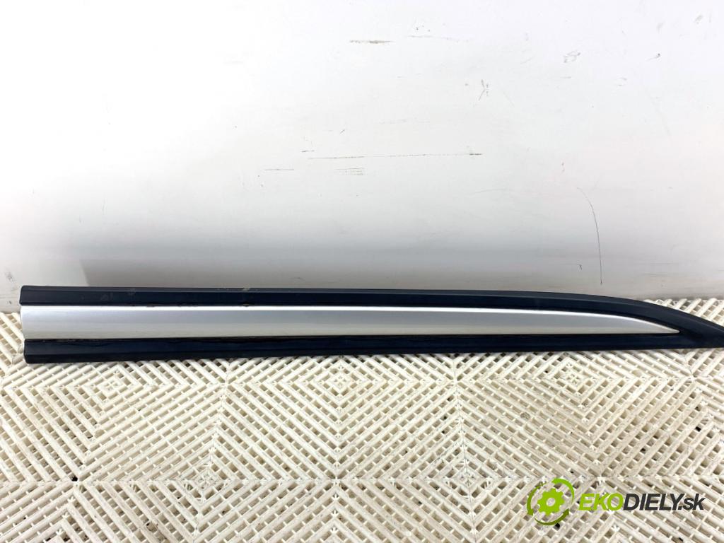 MITSUBISHI OUTLANDER III SUV 2017 110 kW 2.0 4WD (GF7W) 1998 Lišta Dvere pravy predný 5727A404