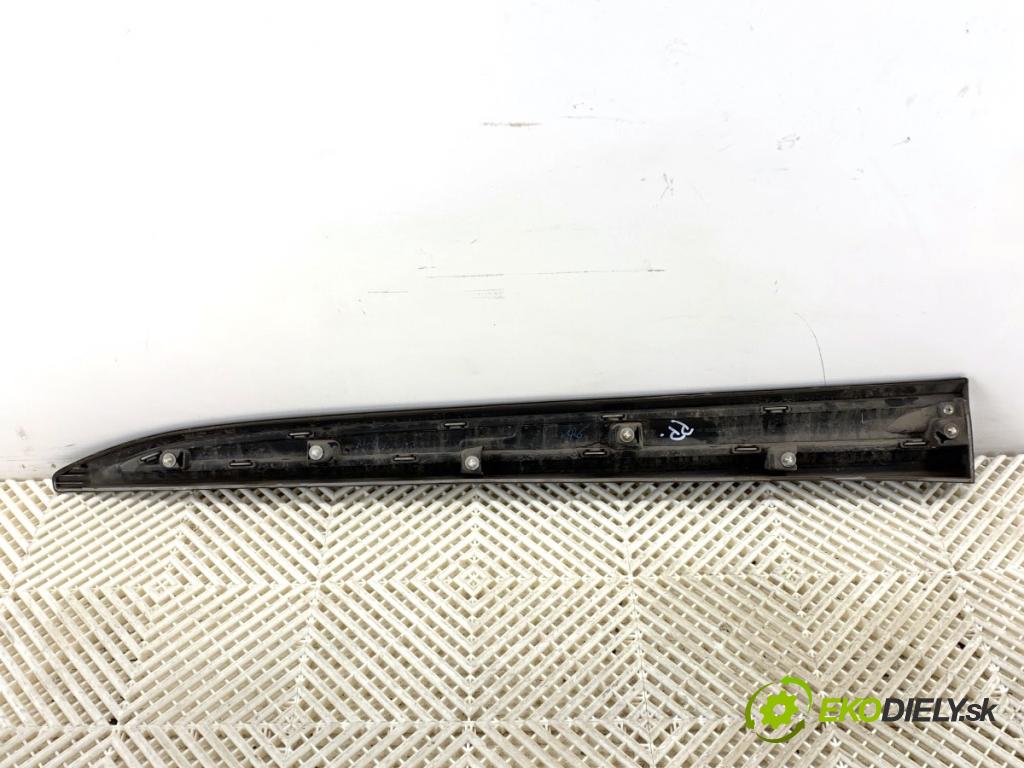 MITSUBISHI OUTLANDER III SUV 2017 110 kW 2.0 4WD (GF7W) 1998 Lišta Dvere pravy predný 5727A404