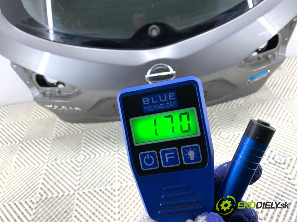 NISSAN PULSAR liftback 2017 81 kW 1.5 dCi 1461 kapota zad