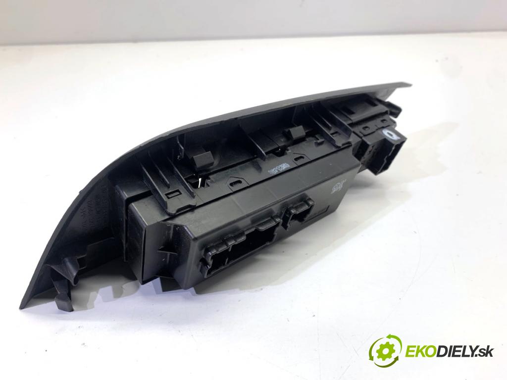 NISSAN PULSAR liftback 2017 81 kW 1.5 dCi 1461 Prepínač okien 80961-3ZL0A (Prepínacie páčky pod volantom)