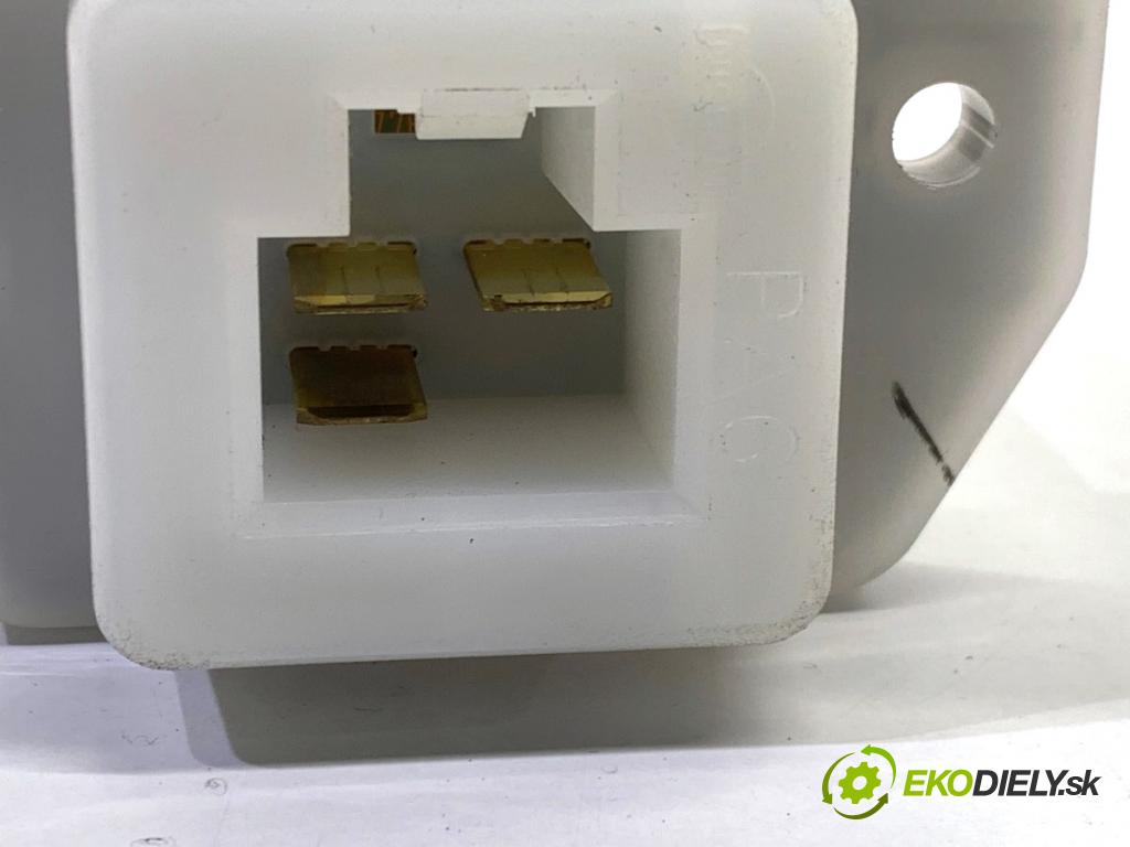 NISSAN PULSAR liftback 2017 81 kW 1.5 dCi 1461 Odpor, rezistor kúrenia vzduchu  (Odpor (rezistor) kúrenia)