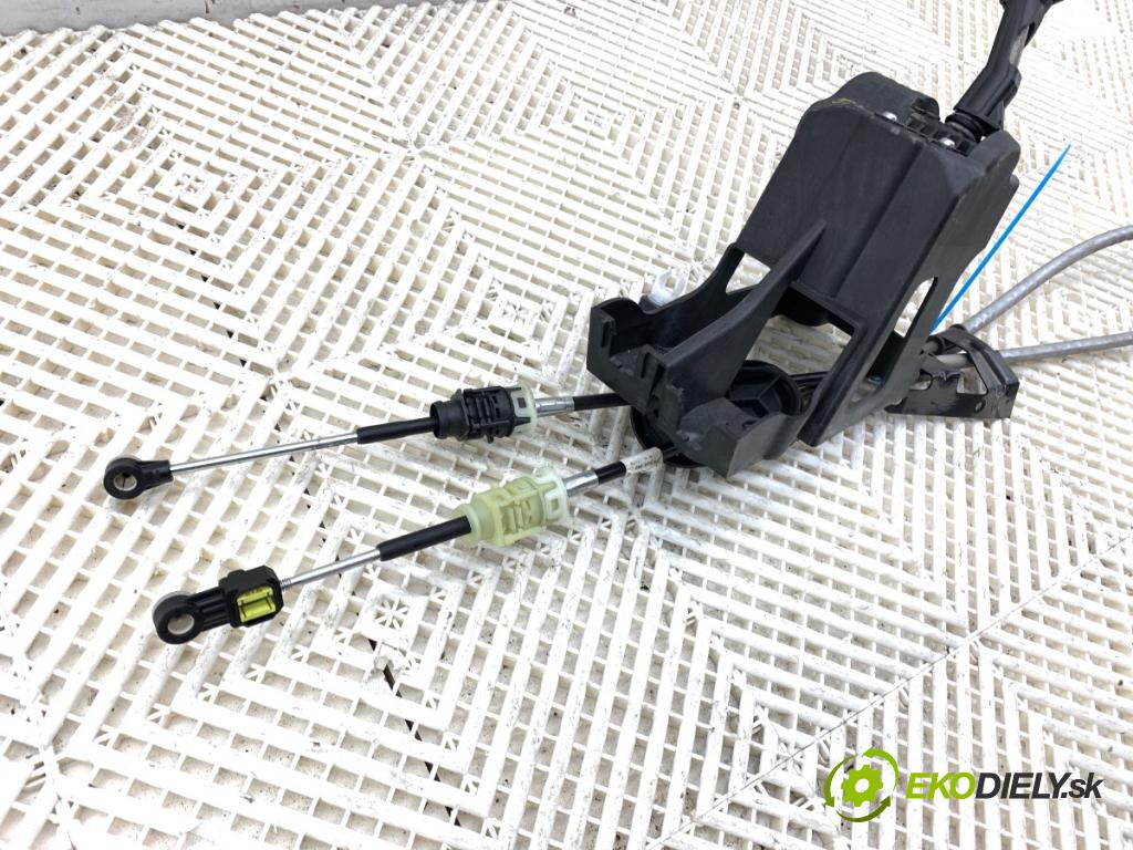 NISSAN PULSAR liftback 2017 81 kW 1.5 dCi 1461 kulisa 341013ZV0A (Řadicí páka (kulisa) )