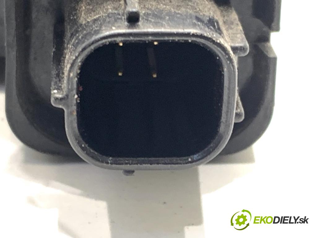 NISSAN PULSAR liftback 2017 81 kW 1.5 dCi 1461 svorka MINUS