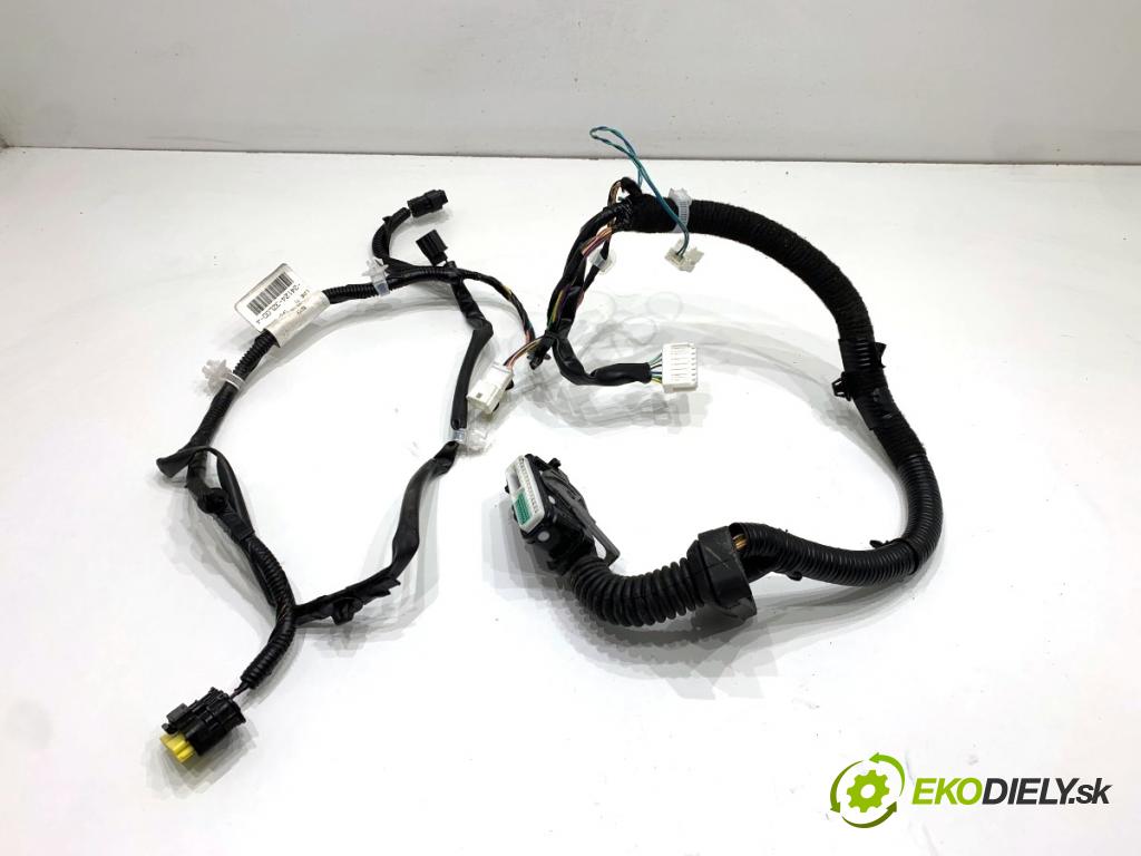 NISSAN PULSAR liftback 2017 81 kW 1.5 dCi 1461 káblovačka dveře přední část pravý 24124-3ZL0D