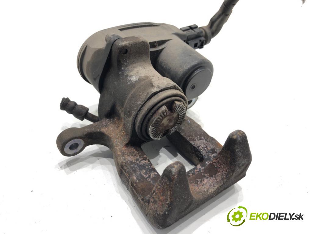 KIA SPORTAGE IV SUV 2017 130 kW 1.6 TGDI AWD 1591 Brzdič strmeň ľavy zad