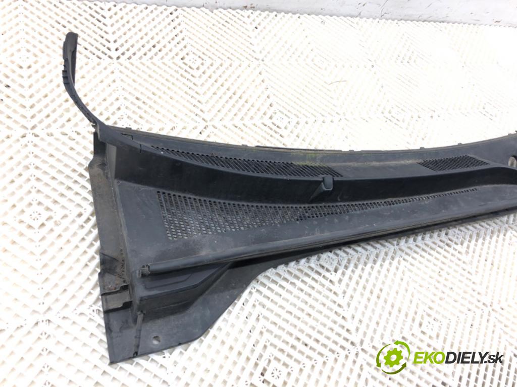 KIA SPORTAGE IV SUV 2017 130 kW 1.6 TGDI AWD 1591 Torpédo, plast pod čelné okno 86151-F1000 (Torpédo (plast pod čelným sklom))