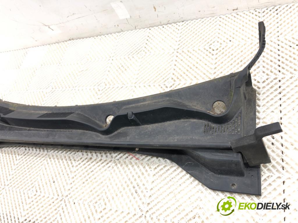 KIA SPORTAGE IV SUV 2017 130 kW 1.6 TGDI AWD 1591 Torpédo, plast pod čelné okno 86151-F1000 (Torpédo (plast pod čelným sklom))