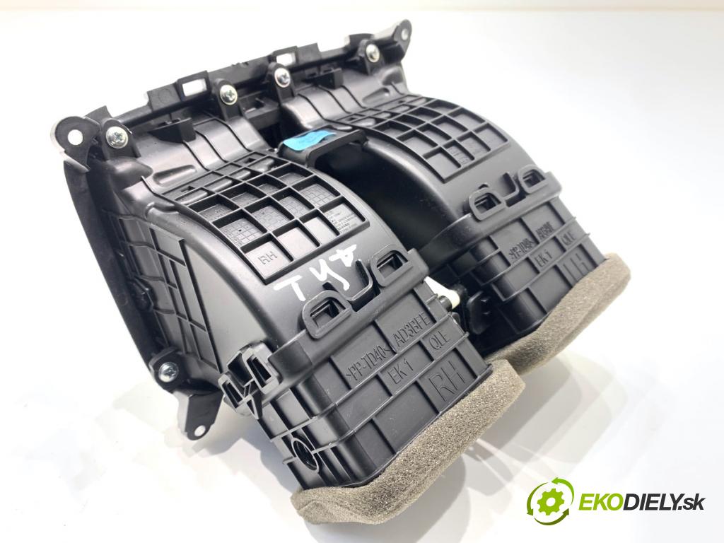 KIA SPORTAGE IV SUV 2017 130 kW 1.6 TGDI AWD 1591 Mriežky kúrenia zad