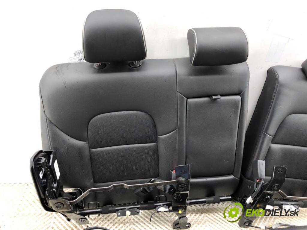 KIA SPORTAGE IV SUV 2017 130 kW 1.6 TGDI AWD 1591 Sedadlo druhý rad