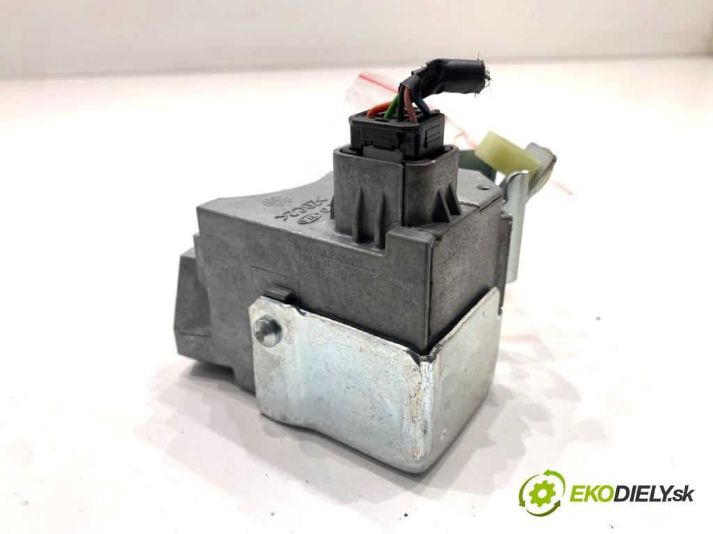 KIA SPORTAGE IV SUV 2017 130 kW 1.6 TGDI AWD 1591 blokáda volantu 81900-C5700 (Řízení ostatní)