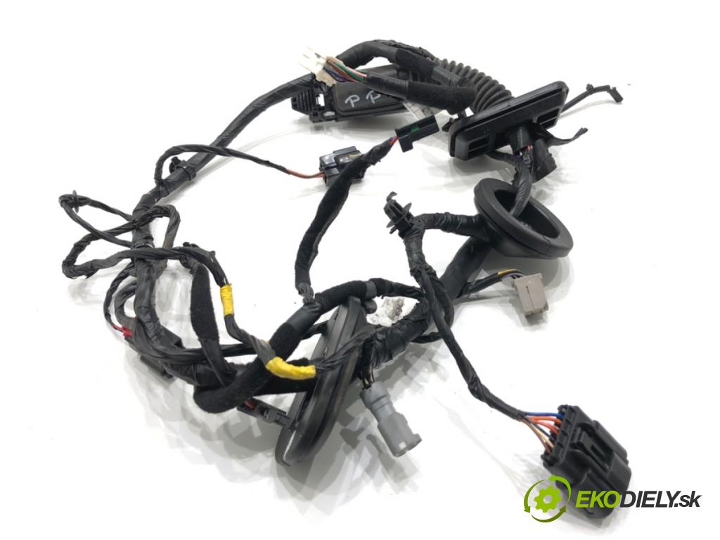 KIA SPORTAGE IV SUV 2017 130 kW 1.6 TGDI AWD 1591 káblovačka dveře přední část pravý 91610-F1130