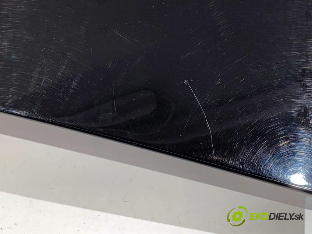 SKODA YETI SUV 2013 90 kW 1.4 TSI 1390 Násada Clona Lišta stĺpika ľavy zad 5L6853215A